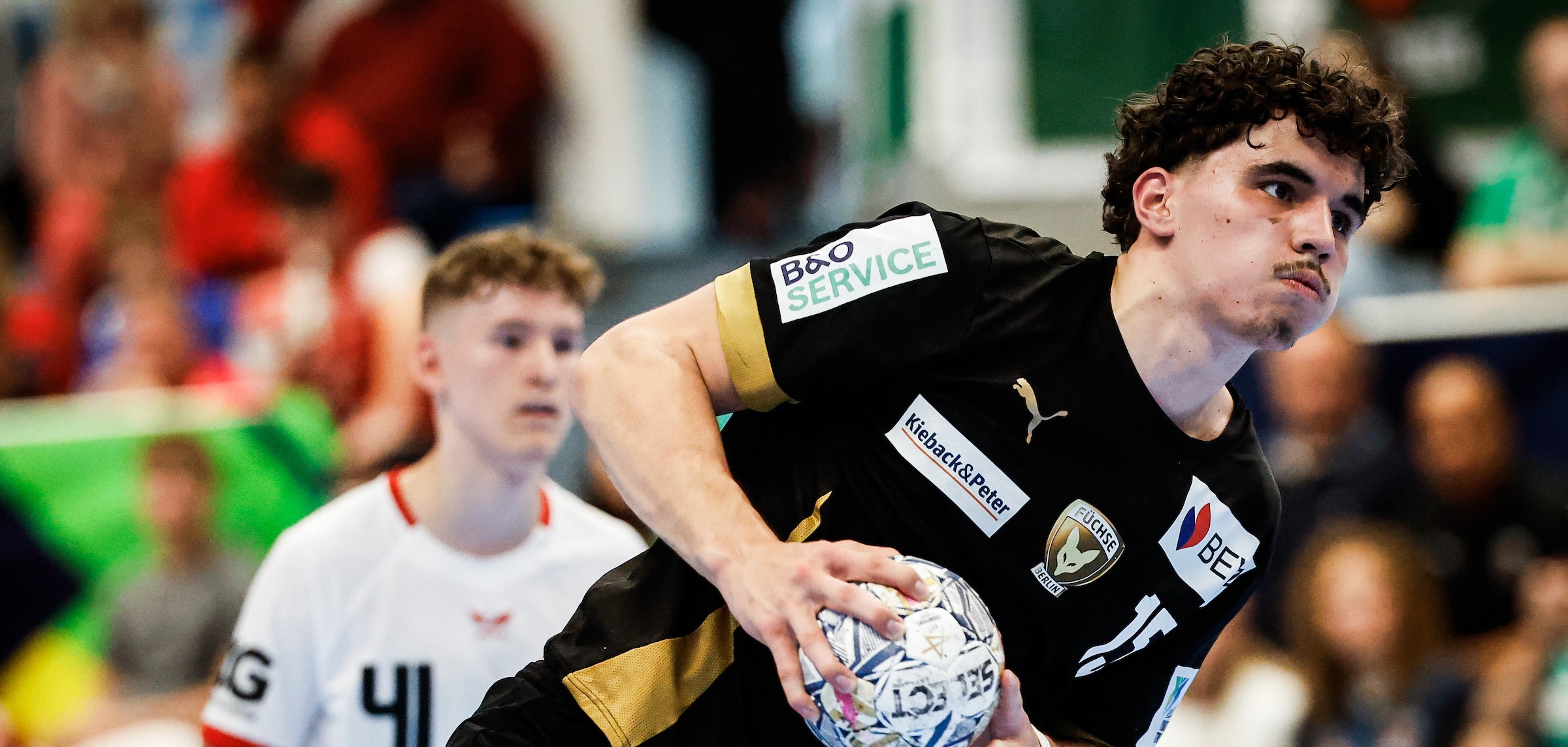 YCT26M SF2 Füchse Berlin Vs Veszprém Handball 143E7fd618b7 UH