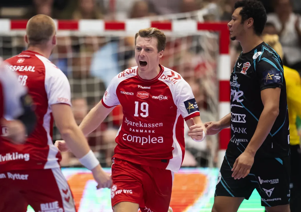 Aalborg take MOTW; Magdeburg beat PSG to start title defence