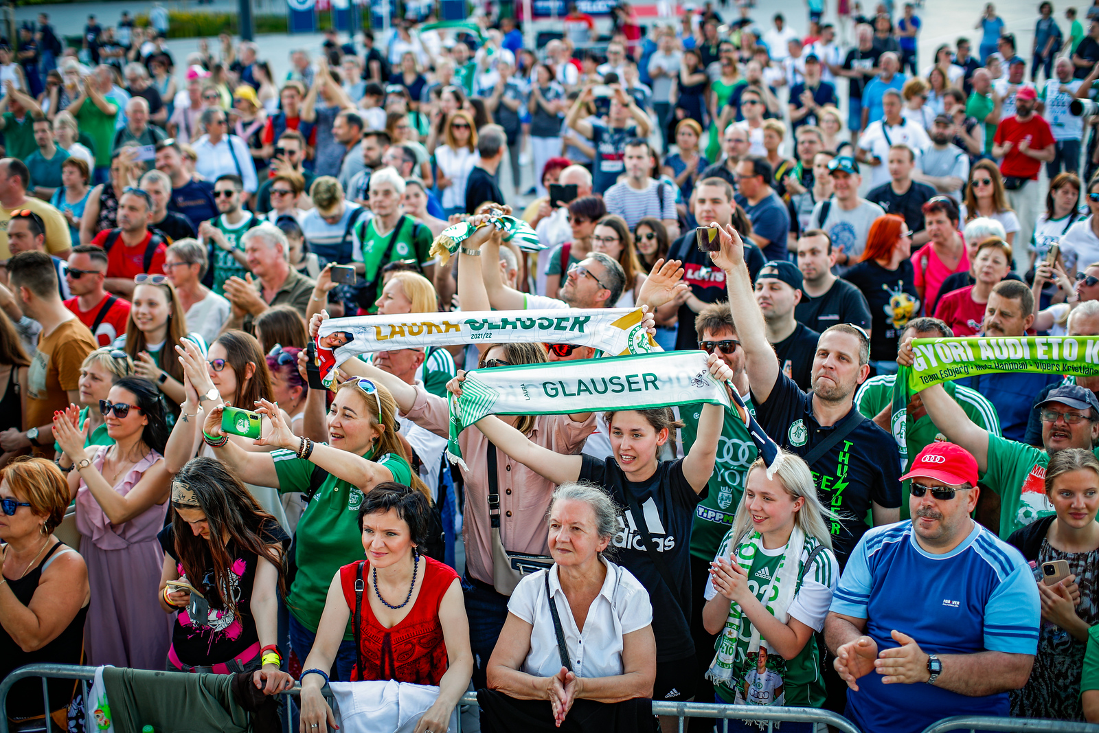 Opening party gets EHF FINAL4 in full swing