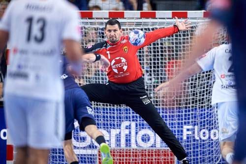 Vardar vs PSG in the EHF FINAL4 2017