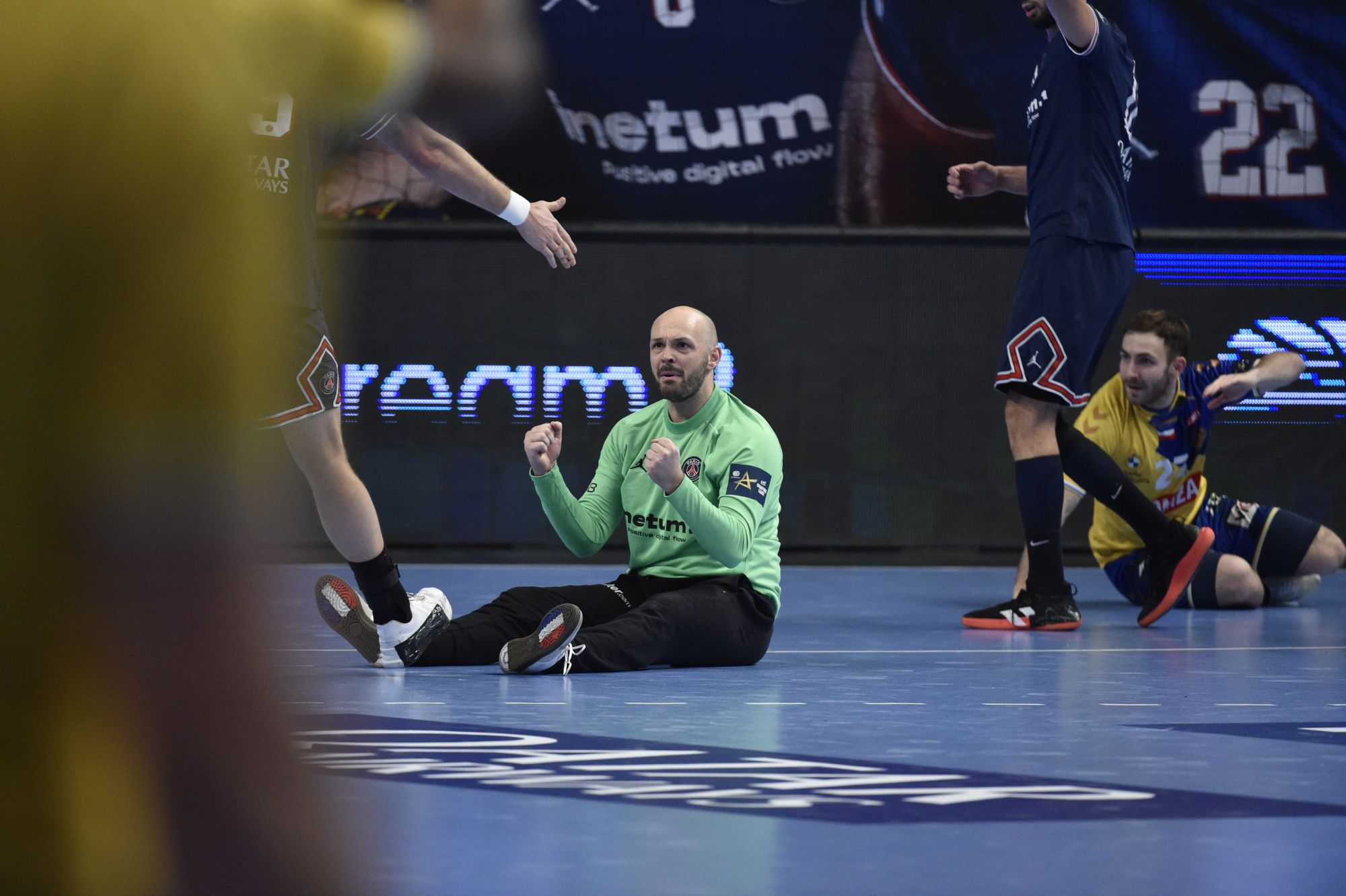 PSG win MOTW; Veszprém with record win over Dinamo