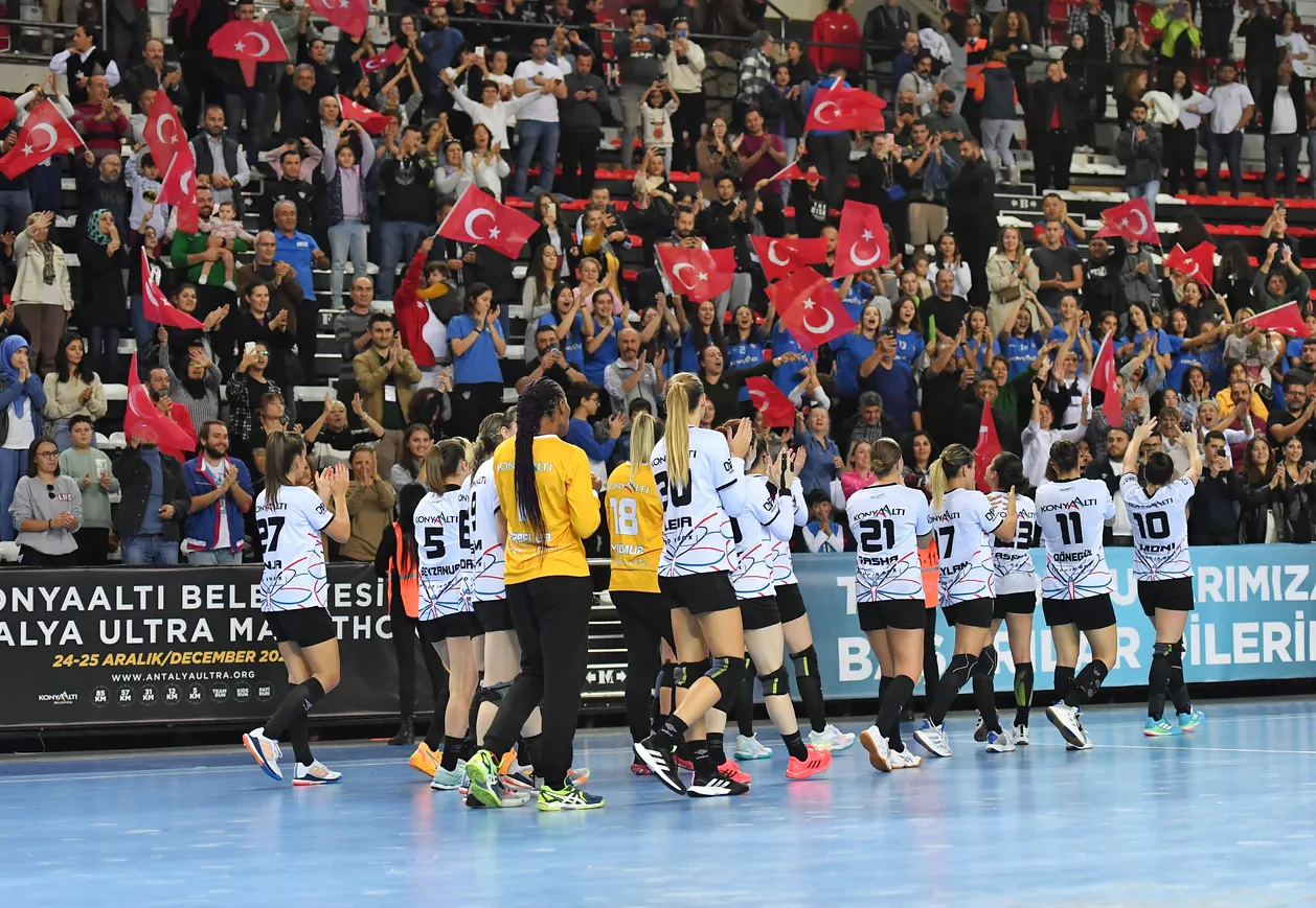 Turkish Handball Two Turkish sides among first to book Last 16 ticket