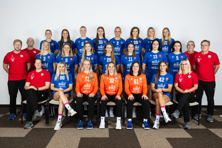 0 SVK Team Photo 2
