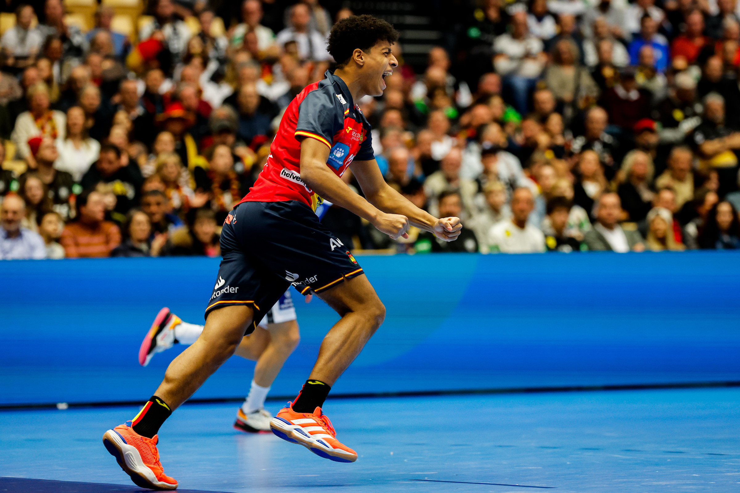 Marcos Fis: From a park in Ciudad Real to the big stage