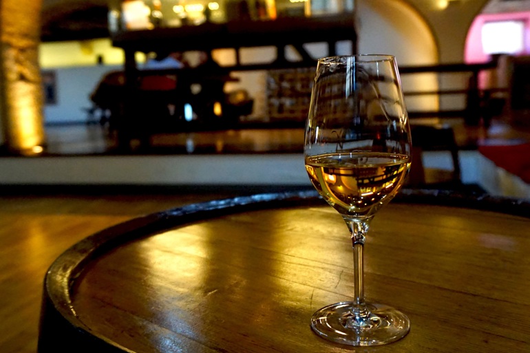 Juno1412 Wine 5440010