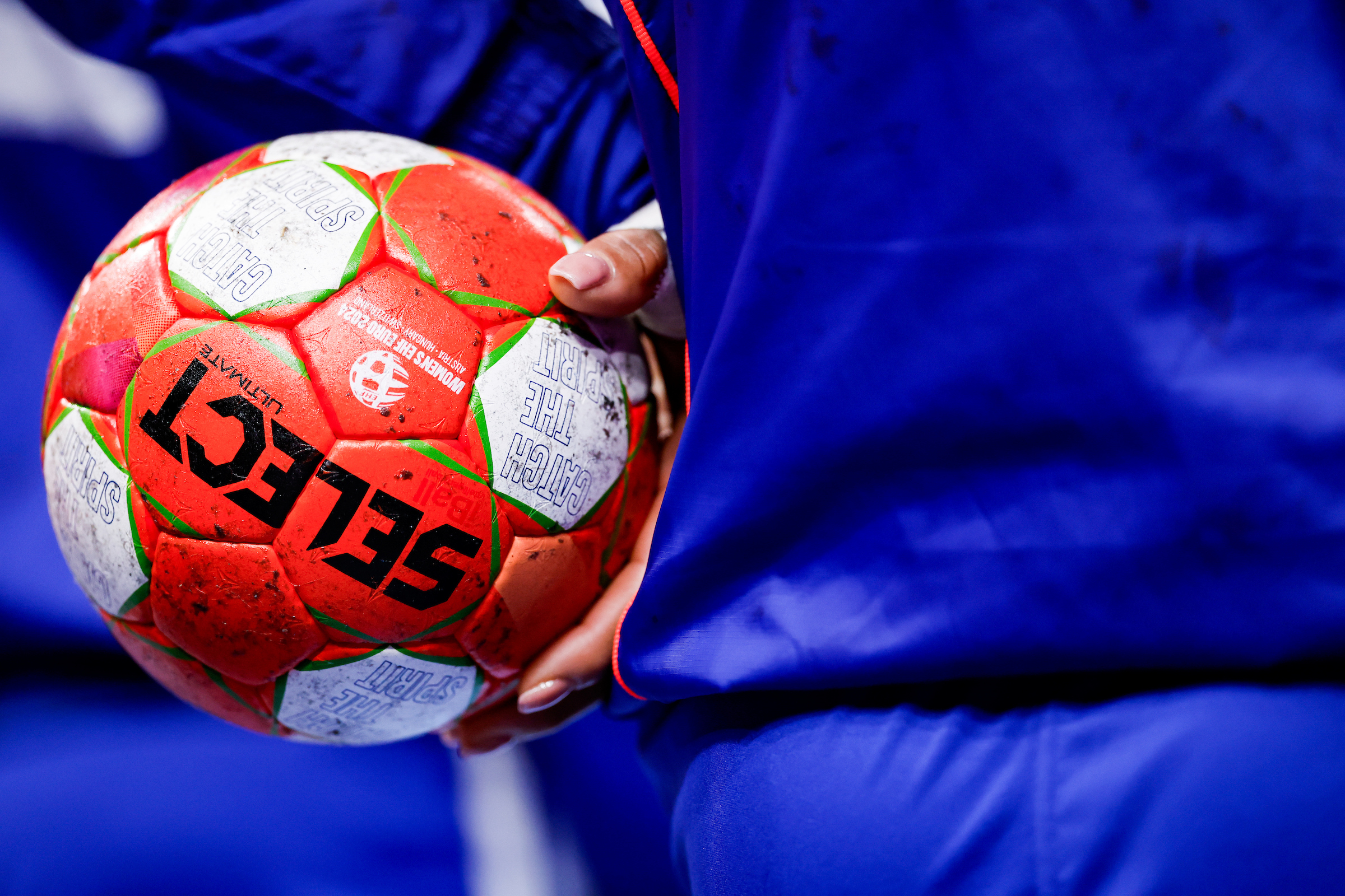 Day 8 live coverage of the Women's EHF EURO 2024