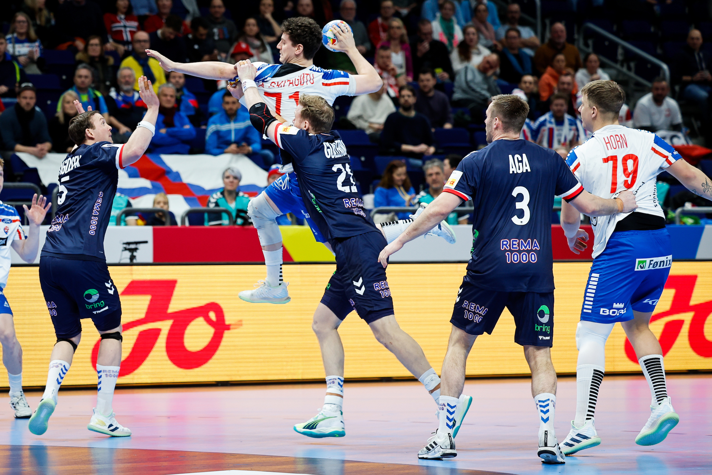 Unreal scenes as Faroes secure historic draw with Norway