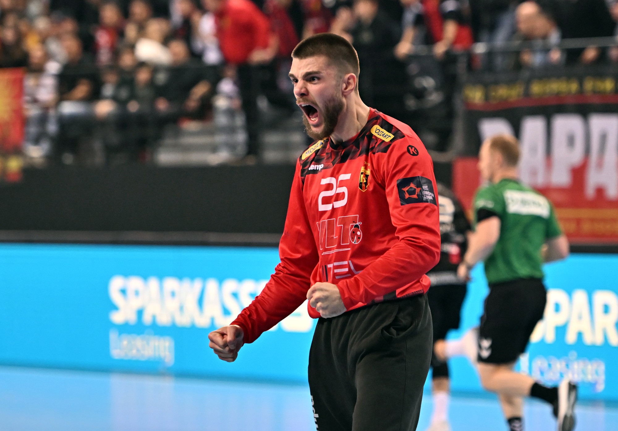 Thrilling round 3 sees some groups still wide open