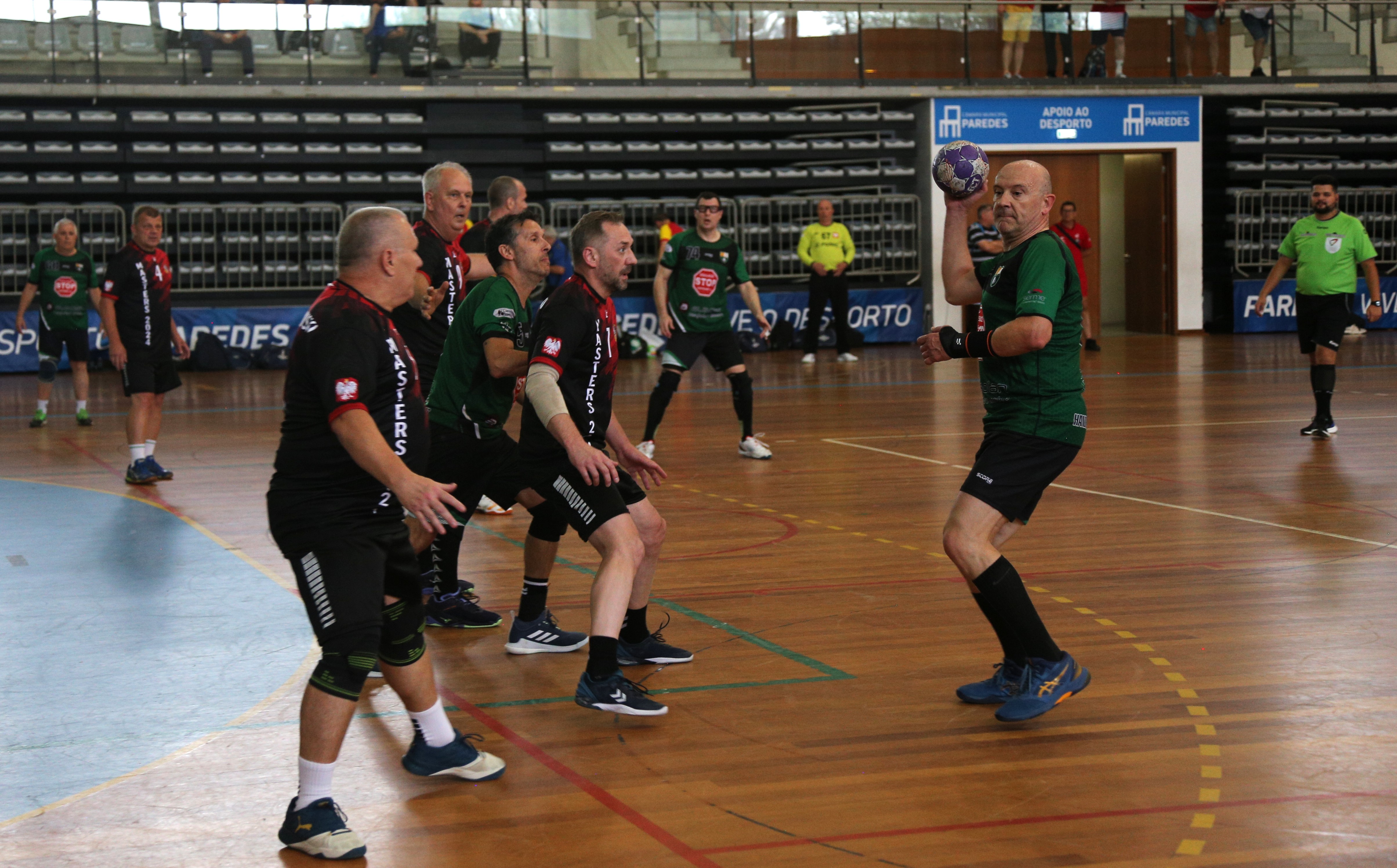 Handball fiesta in Sevilla as European Masters throw off