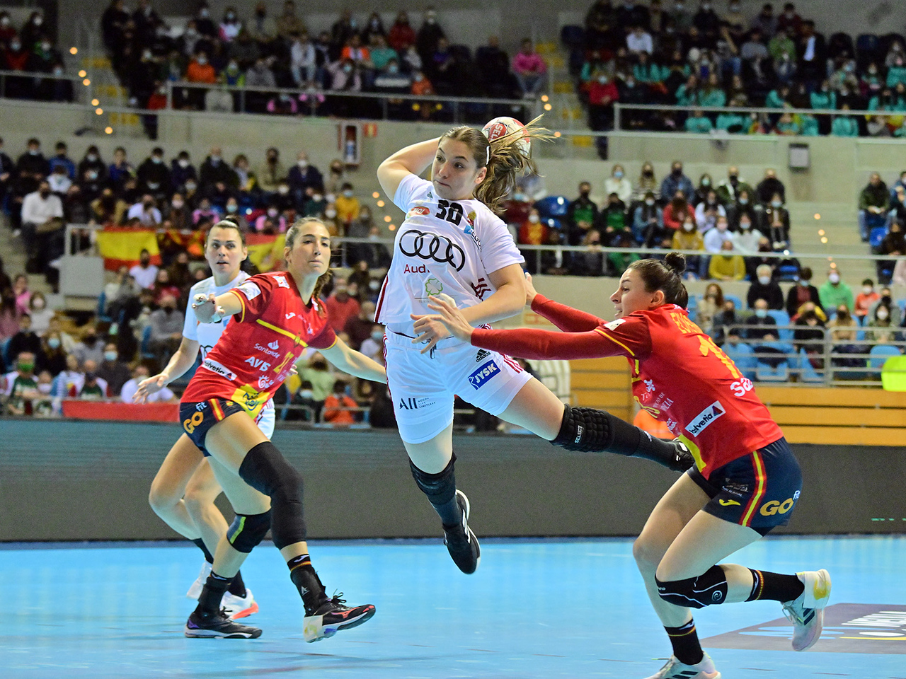 Vámos & Co aiming to make success feel natural