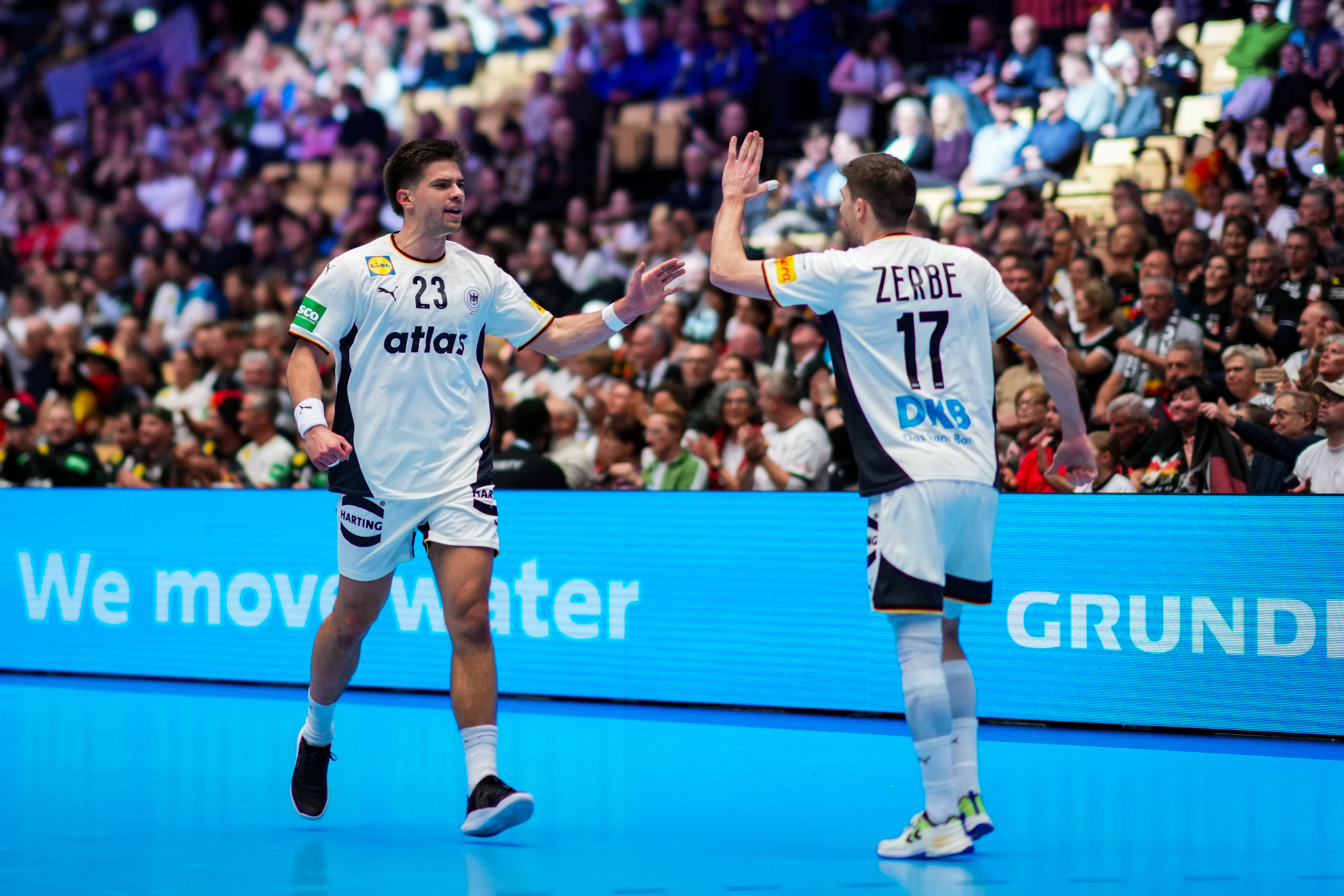 Handball EURO 2026: Captain Golla keeps Germany on victory run